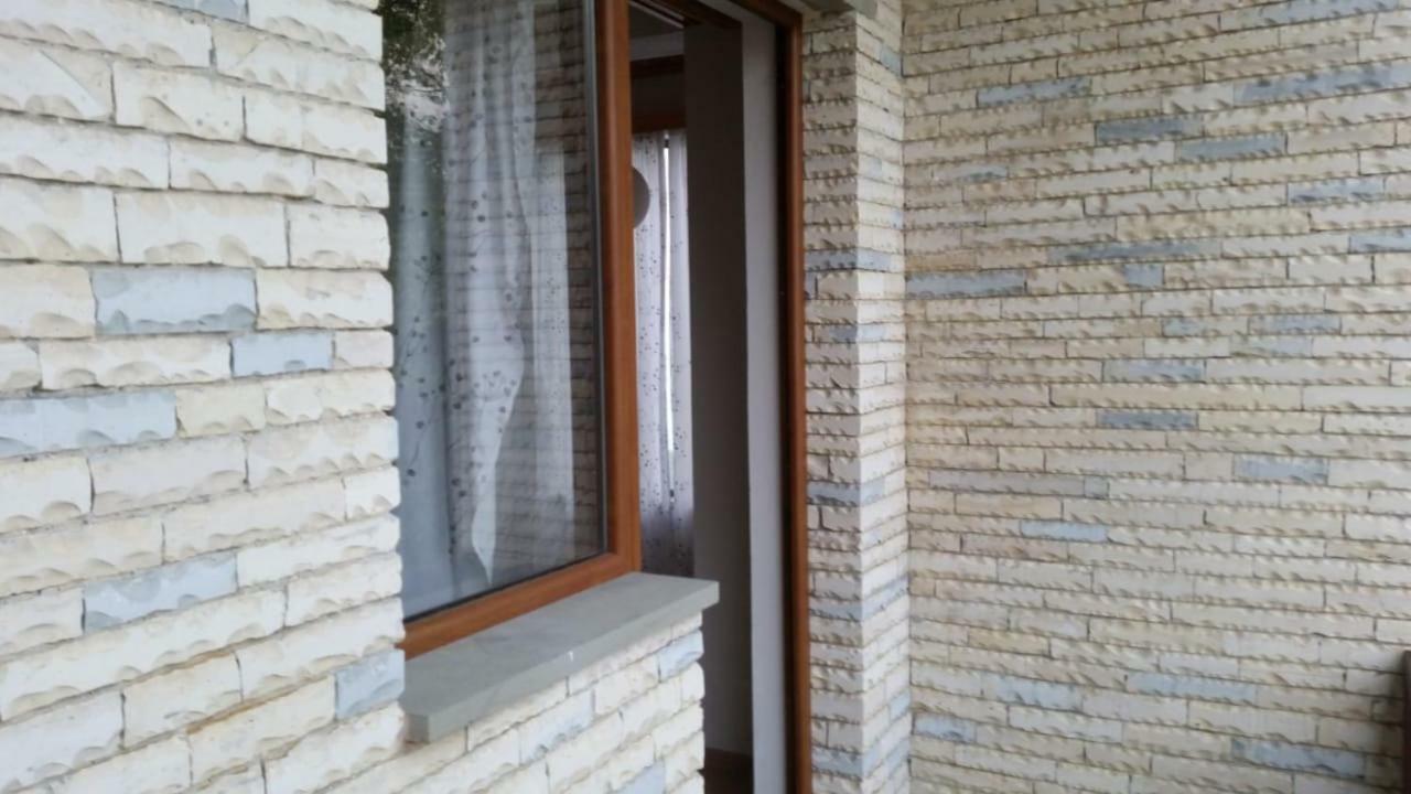 Ujanik Bujtina E Tomorrit酒店 外观 照片