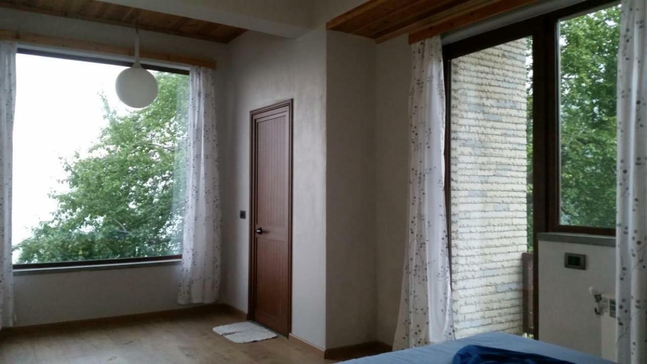 Ujanik Bujtina E Tomorrit酒店 外观 照片
